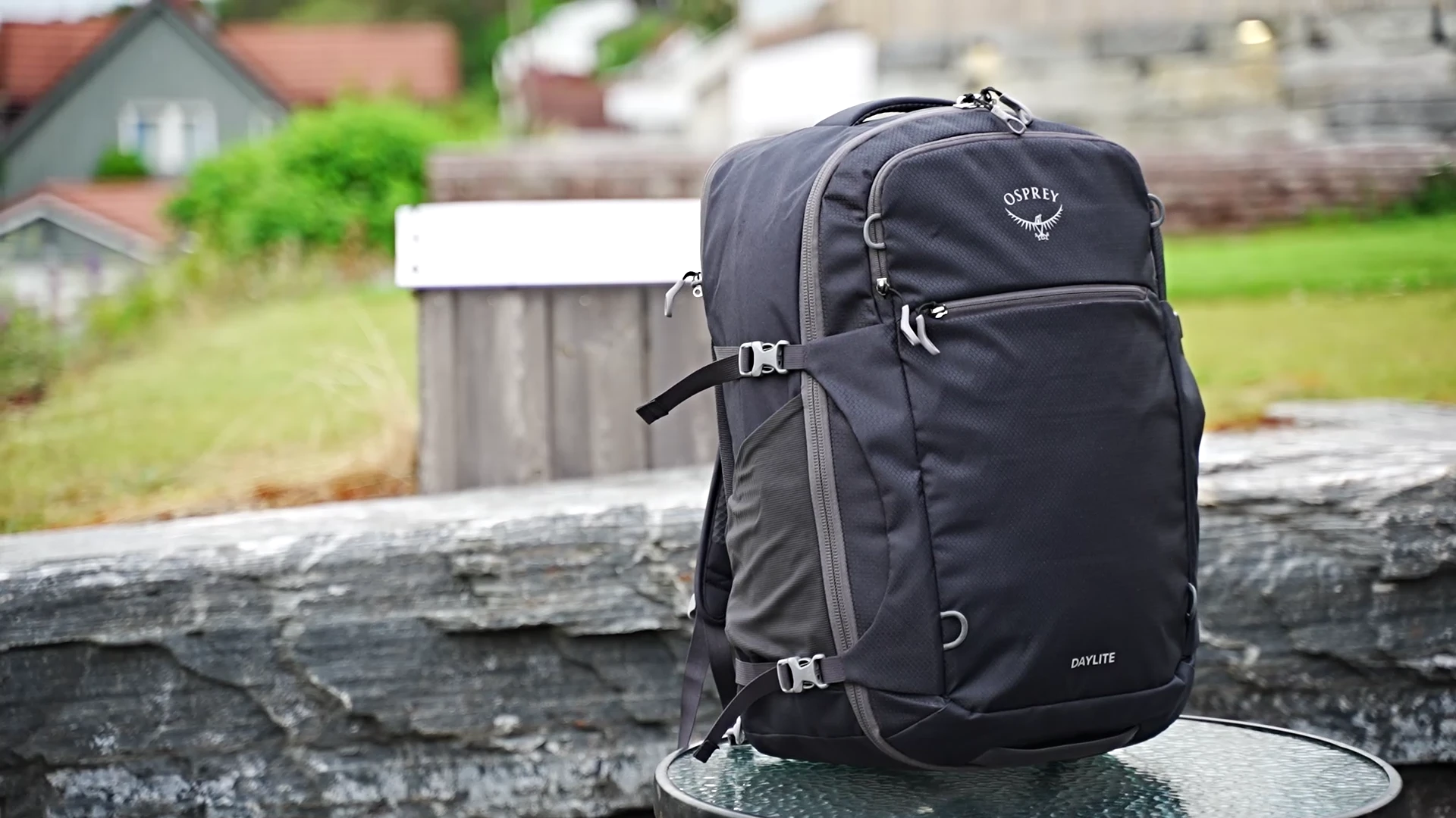 Osprey Daylite 44 backpack product shot for size and feature comparison