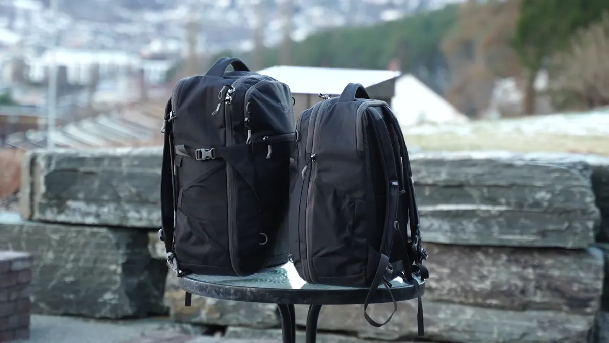 Osprey Daylite 26+6 next to the Osprey Sojourn Porter 30 for a size and shape comparison